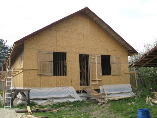 Каркасно щитовой дом: на фото видны элементы панелей
